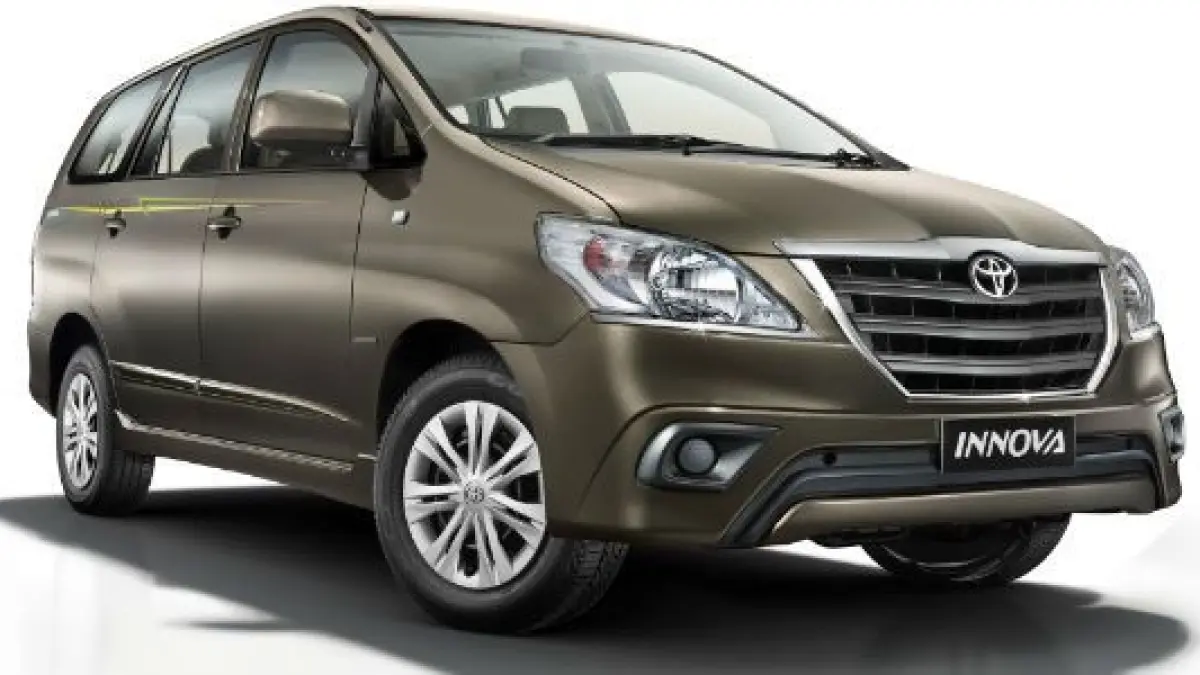 Mobil MPV bekas 100 jutaan menawarkan banyak pilihan keluarga. Ada Avanza, Innova Barong, Ertiga hingga Xpander. Simak kelebihan dan kekurangannya sebelum membeli (Pinterest).