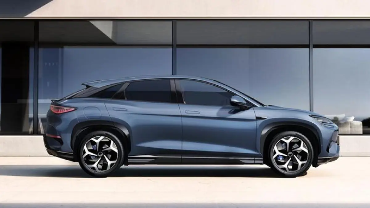BYD Sea Lion 6 ditantang Chery Tiggo REV di kelas SUV hybrid Rp1,5 miliar. Simak perbandingan fitur, performa, jarak tempuh, hingga harga keduanya (Pinterest).