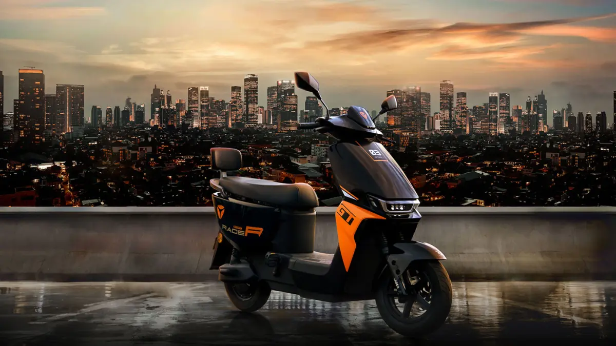 Yadea GT30 Sporty dibanderol sekitar Rp10 juta dengan kecepatan 40 km/jam, jarak tempuh 70 km, bagasi luas, serta fitur NFC dan keyless (Pinterest).