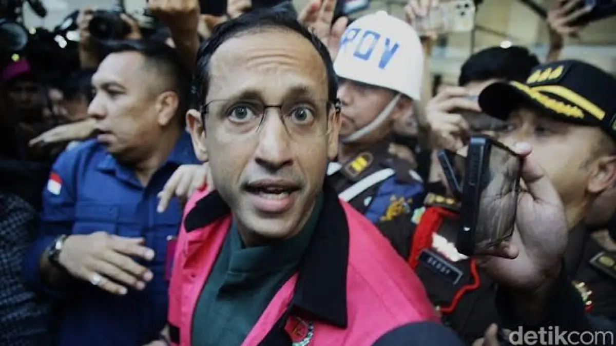 Kasus Nadiem Makarim terbaru di sidang banding ungkap 3 alasan utama optimis bebas dari vonis 10 tahun penjara kasus Chromebook. Simak selengkapnya!