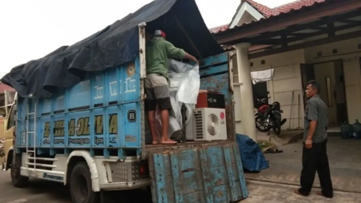 Cara menghitung pindahan rumah menurut primbon Jawa dengan neptu hari dan pasaran. Simak cara menentukan hari baik untuk boyongan (Pinterest).