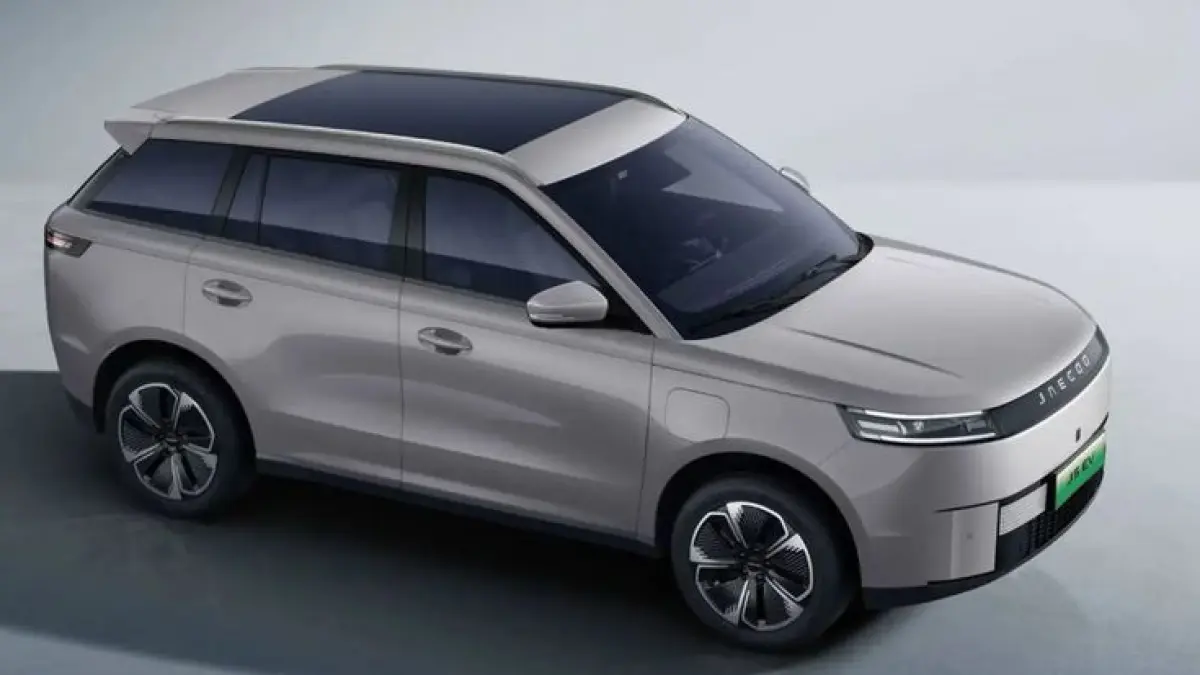 Jaecoo J5 EV disebut menguasai 24,36 persen pasar mobil listrik. Simak alasan SUV ini menarik konsumen Indonesia dan potensi hemat biaya operasional (Pinterest).