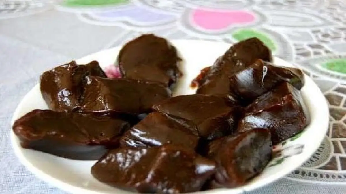 Dodol ketan kukus ini legit, kenyal, dan lembut tanpa perlu capek mengaduk. Simak resep praktis berbahan tepung ketan, santan, dan gula merah (Pinterest).