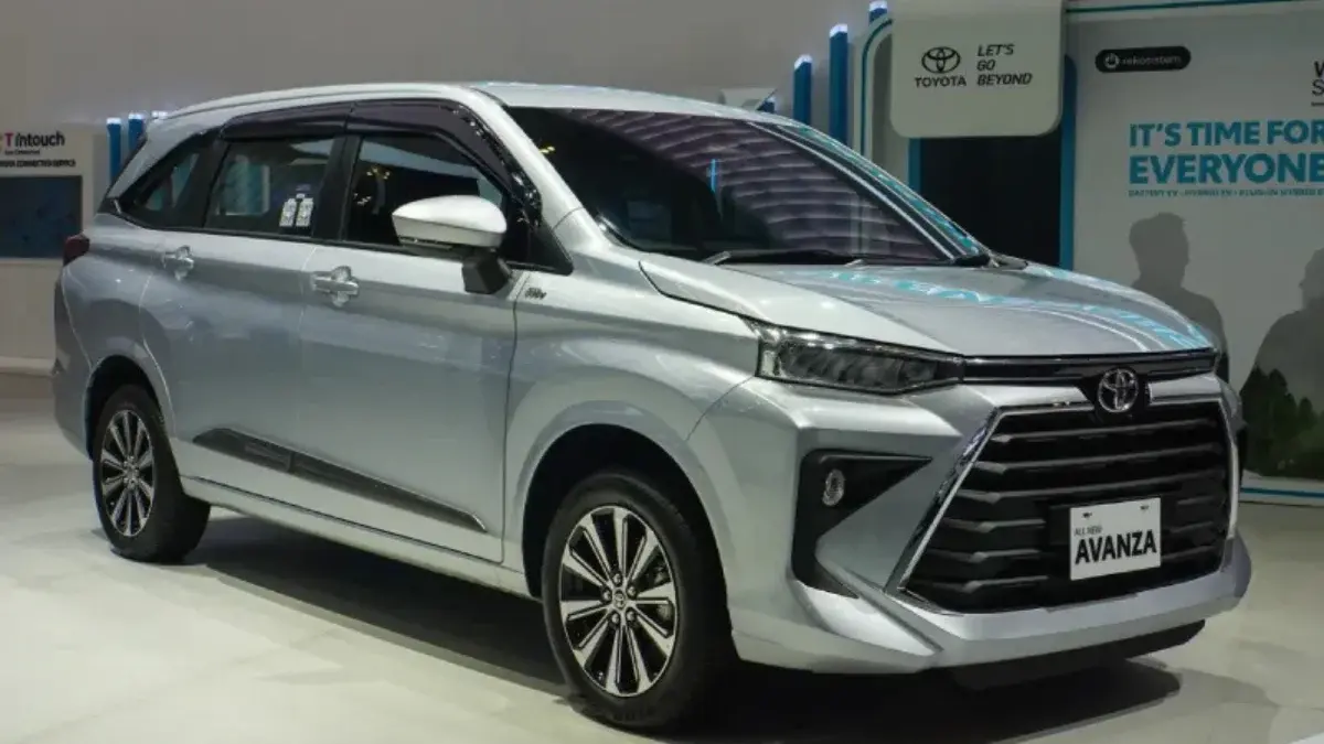 Mobil bekas di bawah Rp100 juta yang minim penyakit ternyata ada. Toyota Avanza jadi pilihan karena spare part melimpah dan perawatan relatif murah (Pinterest).