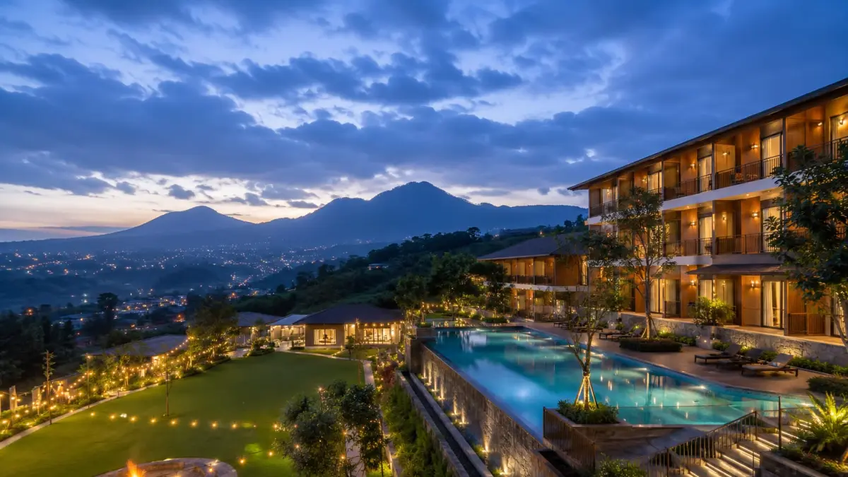 Magnolia Hills Resort Penginapan di Puncak dengan View Gunung dan City Light