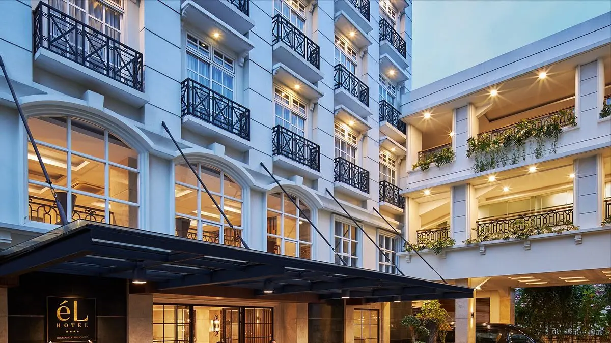 Hotel murah di kawasan Malioboro dengan harga sekitar Rp150 ribuan, fasilitas lengkap, dan lokasi yang super dekat dari pusat wisata Jogja!
