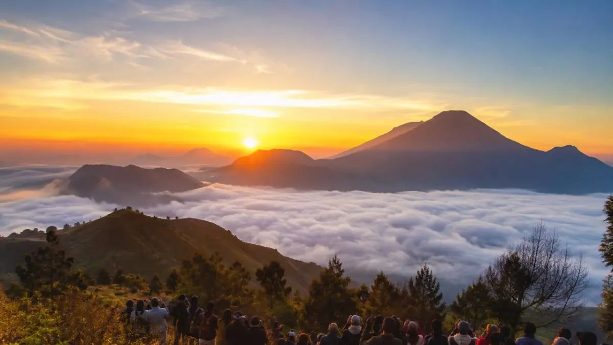 Road Trip ke Dataran Tinggi Dieng, Berburu Sunrise Sikunir hingga Telaga Menjer