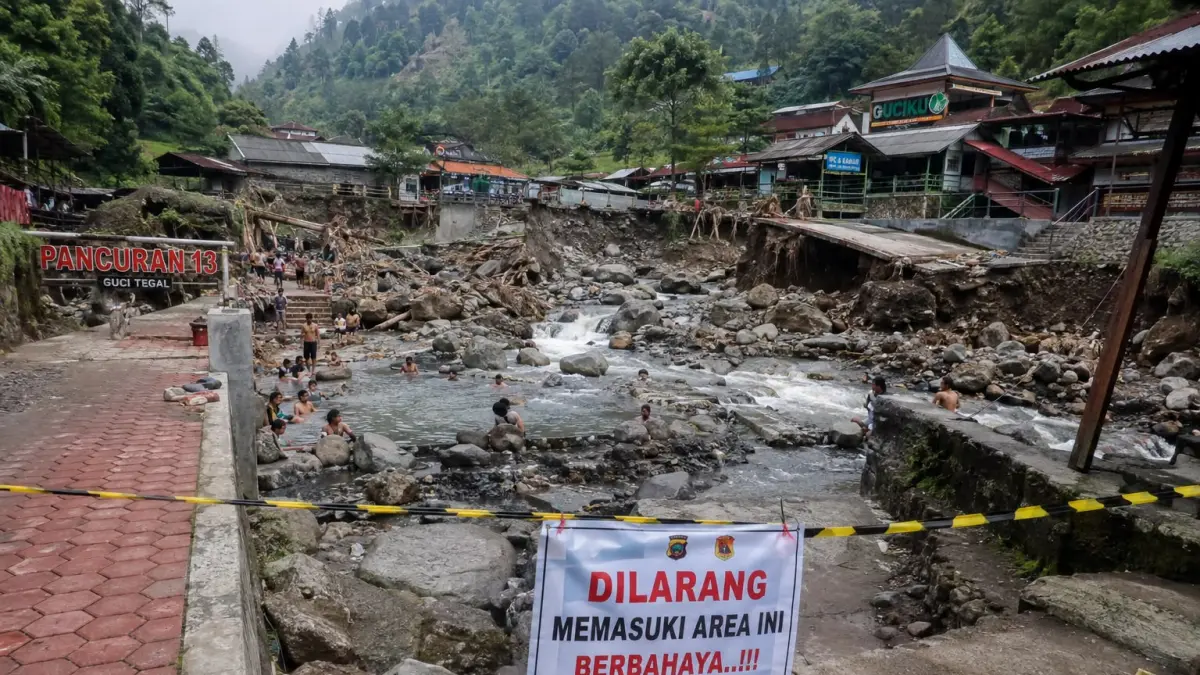 Wisata Guci Tegal Pascabanjir Bandang, Akses Rusak dan Sejumlah Pemandian Air Panas Masih Tutup