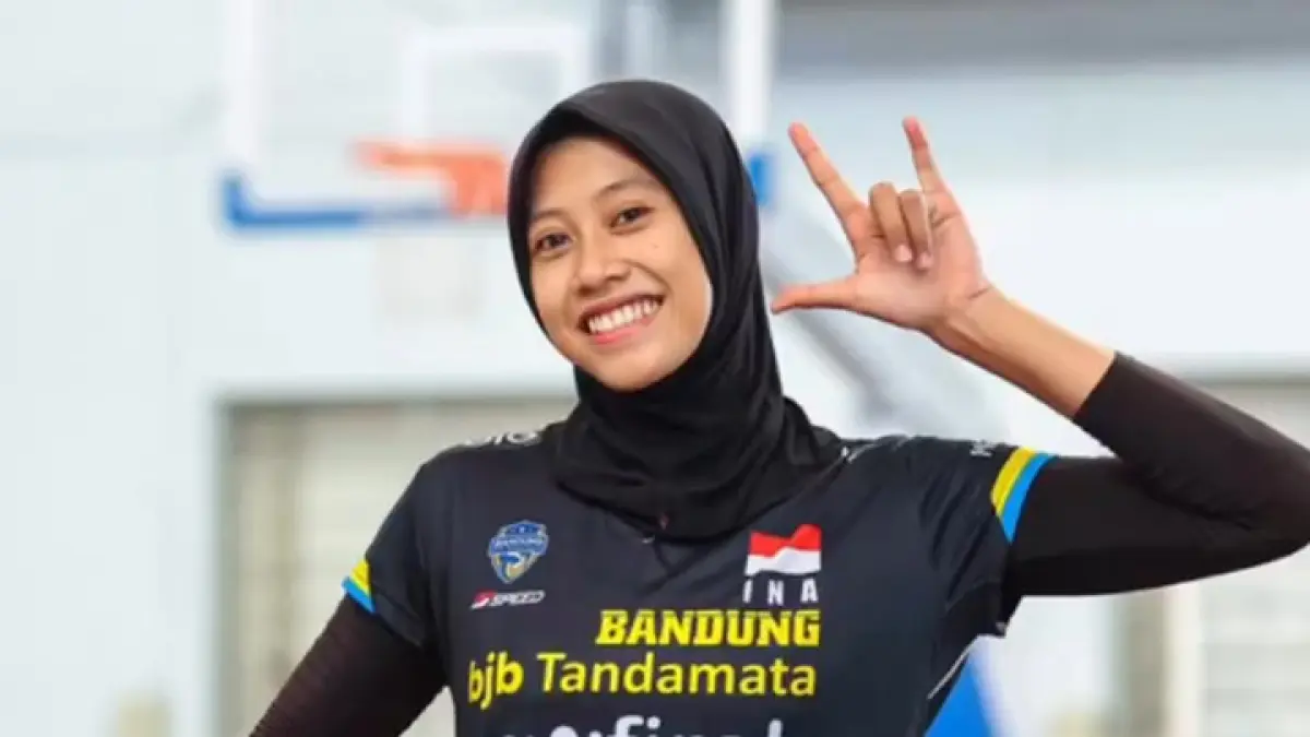 Megawati Hangestri debut di Hyundai Hillstate dan buat ngeri blocker lawan lewat spike kerasnya. Simak ulasan lengkap laga pramusim V-League di sini.