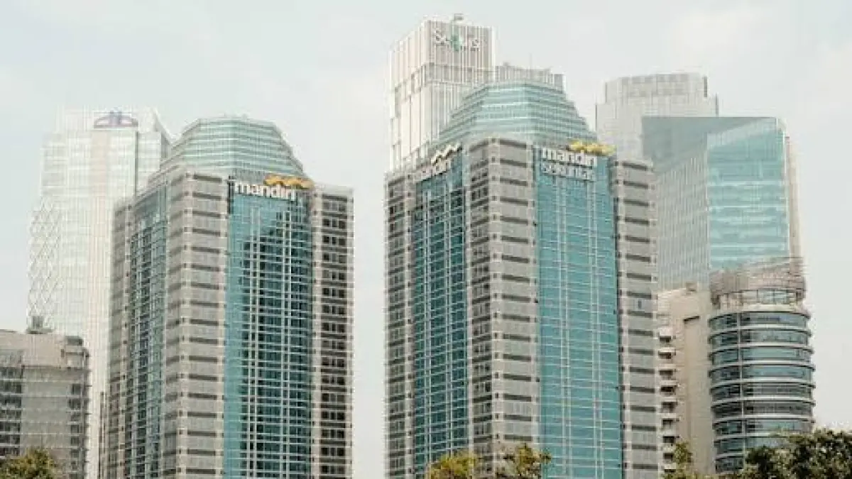 Kondisi Bank Mandiri terancam krisis kepercayaan. Netizen serukan boikot, pindah saldo ke BCA, hingga beri bintang 1 untuk aplikasi Livin