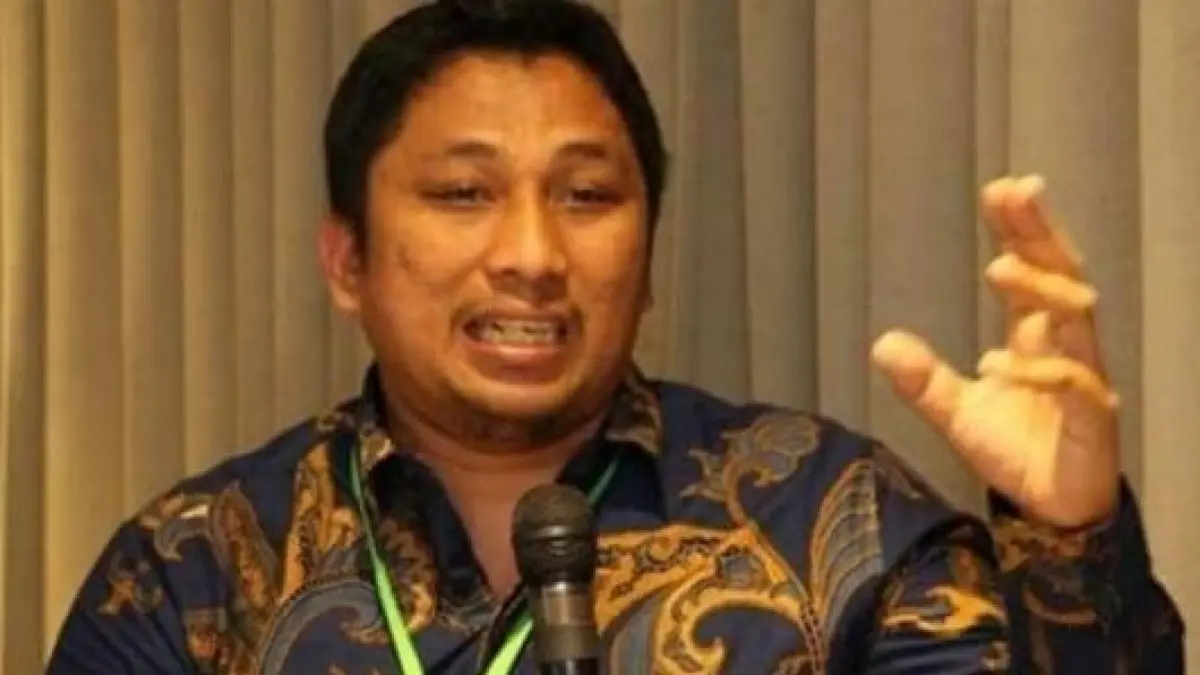 Kabinet bayangan berisi 15 menteri. Feri Amsari mengungkap alasan kelompok ini tak memiliki presiden dan ingin menjadi pengimbang pemerintah. (PINTEREST)