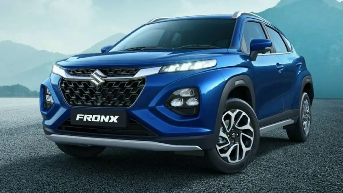 Suzuki Fronx Kuro dibanderol Rp333,8 juta, sementara stok 2024 disebut mulai Rp240 jutaan. Simak promo GIIAS Suzuki selengkapnya (Pinterest).