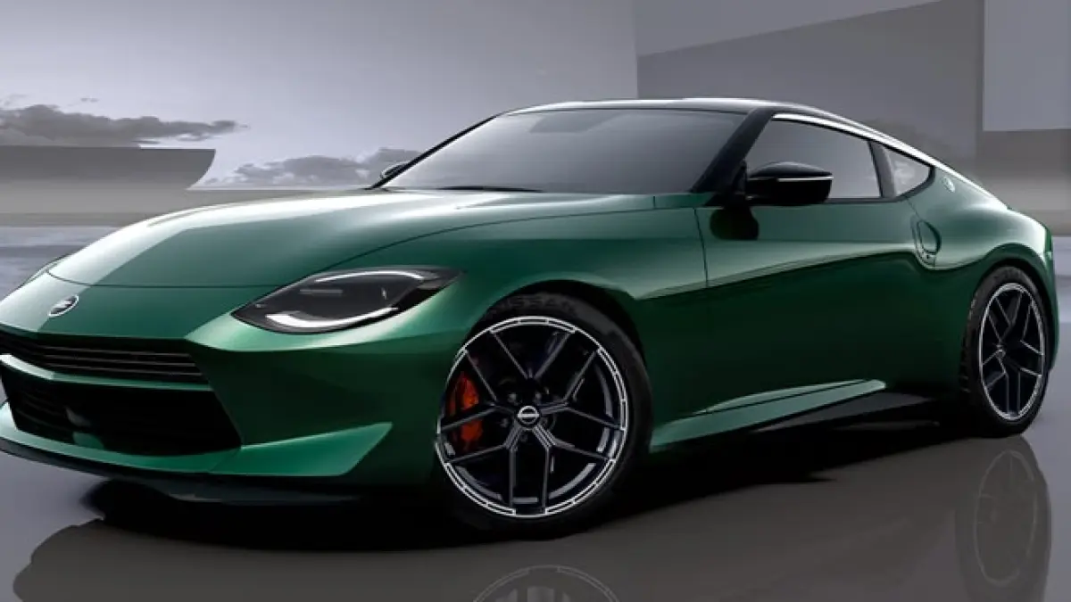Mobil favorit GIIAS 2026 pilihan Fitra Eri dan Om Mobi akhirnya jatuh pada Nissan Fairlady Z setelah berkeliling puluhan booth (Pinterest).