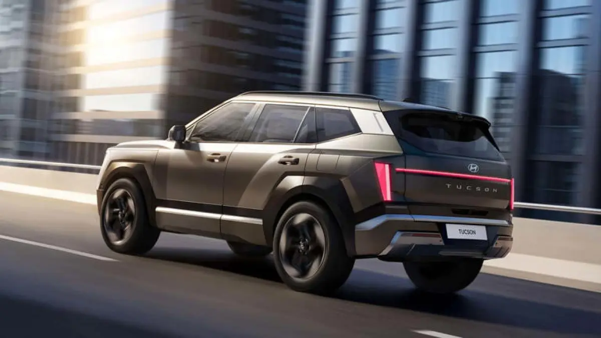 Hyundai Tucson 2027 hadir dengan desain baru, bodi lebih besar, layar hingga 17 inci, serta opsi hybrid dan PHEV (Pinterest).