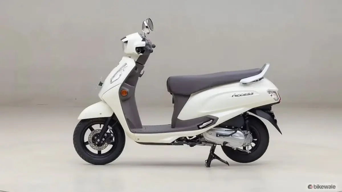 Suzuki Access 125 meluncur di IMOS 2025 dengan harga Rp25,5 juta. Skutik retro ini punya bagasi 24,4 liter dan mesin 125 cc (Pinterest).