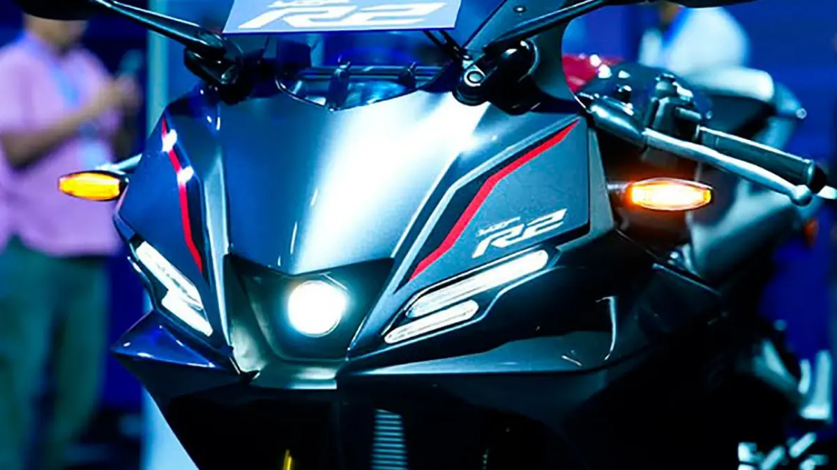 Yamaha R2 dikabarkan jadi upgrade Yamaha R15 dengan mesin 199 cc berteknologi VVA, Delta Box, upside down, monoshock, dan ABS (Pinterest).