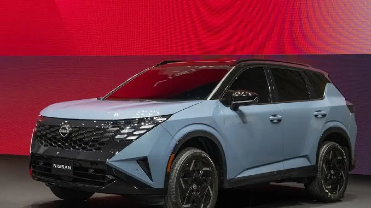 Nissan X-Trail 2027 siap rilis global akhir 2026. Cek bocoran lengkap spesifikasi mesin e-Power, fitur, dan estimasi harganya di sini!