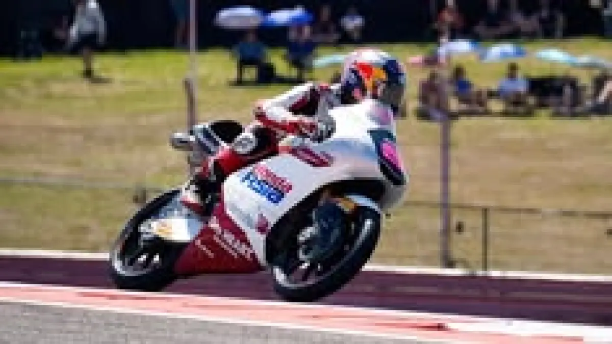 Veda Pratama finis P15 di FP1 Moto3 Misano 2026. Ia melahap 18 lap dalam kondisi trek tricky dan mencatat top speed 207,2 km/jam (Pinterest).
