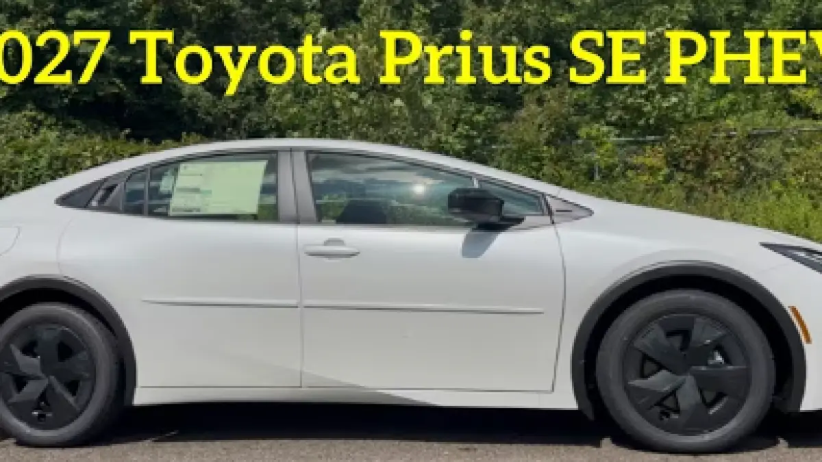 Toyota Prius SE Plug-in Hybrid 2027 hadir dengan jarak EV 44 mil, tenaga 220 HP, efisiensi 51 MPG, dan harga kompetitif. Simak ulasan lengkapnya.