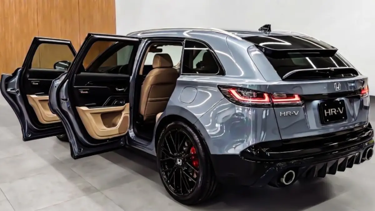2027 Honda HR-V mengandalkan kabin lega, bagasi praktis, dan fitur modern. Simak harga, spesifikasi mesin, serta kelemahannya dibanding Mazda CX-30.