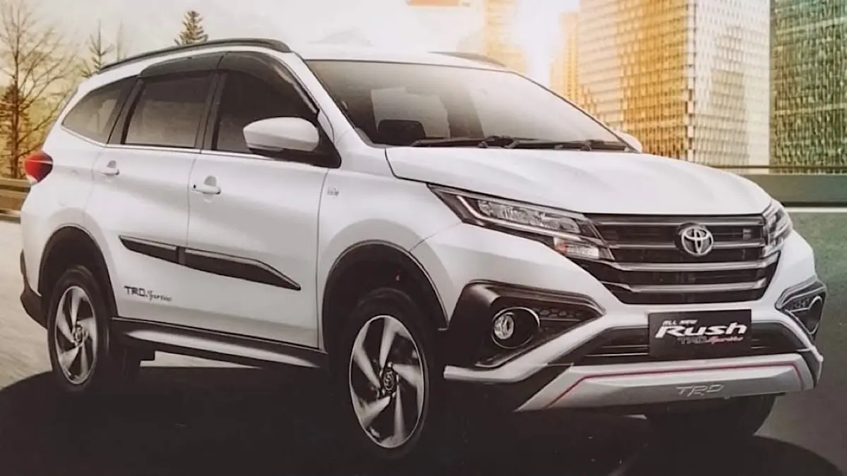 Toyota Rush 2027 hadir dengan desain baru, kabin lebih nyaman, fitur Toyota Safety Sense, kamera 360, dan teknologi modern.(pinterest)