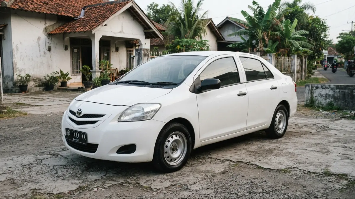 Toyota Vios Limo 2012 dijual Rp46 juta dengan pajak hidup. Simak spesifikasi, kondisi interior, mesin, dan skema kredit syariahnya. (Gemini AI)