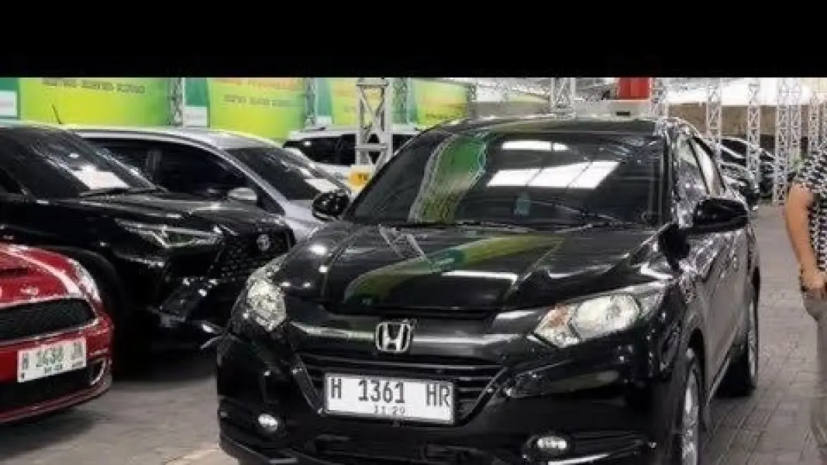 Honda HR-V E CVT 2015 bekas dijual Rp179 juta. SUV generasi pertama ini diklaim bebas banjir, bebas laka, dan kondisi terawat.
