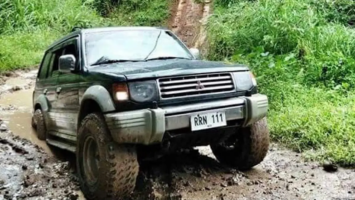 Pajero Dakar 2018 ditawarkan Rp398 juta, disebut di bawah harga pasar. Namun, unit ini memiliki kilometer lebih dari 200 ribu.(pinterest)