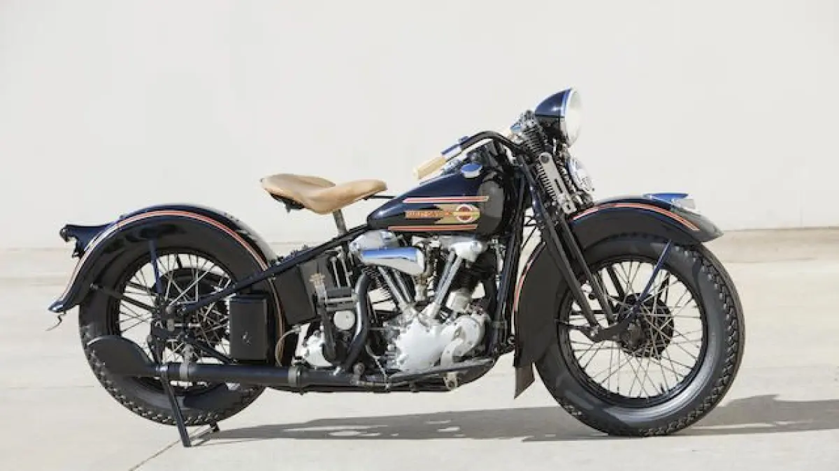 Harley-Davidson Knucklehead 1937 dibangun ulang dengan rangka hardtail dan peningkatan performa, lalu meraih juara 3 di Born Free California.(PINTEREST)