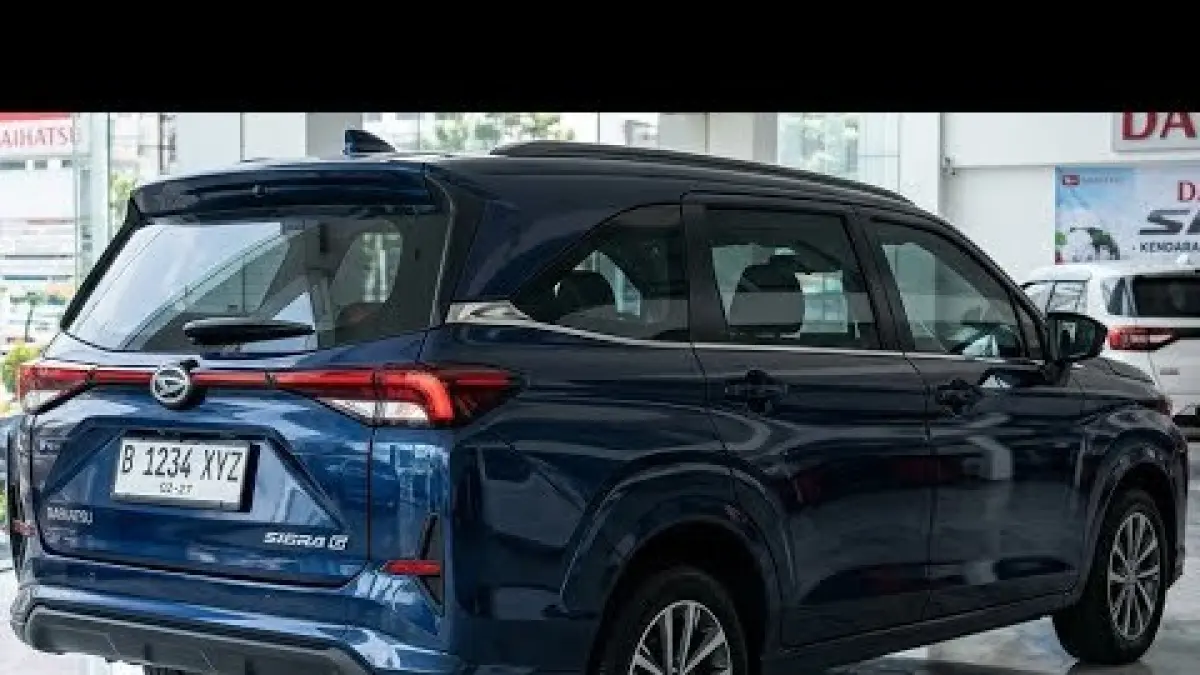 2027 Daihatsu Sigra diprediksi hadir dengan desain modern, fitur lebih lengkap, mesin irit, kapasitas 7 penumpang, dan harga mulai Rp180 jutaan.
