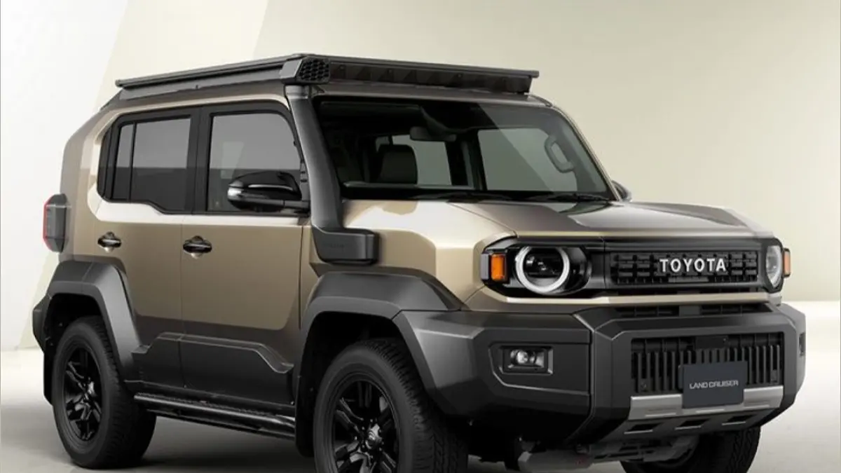 Toyota Land Cruiser FJ ternyata berukuran besar dan bukan pesaing Jimny. Simak spesifikasi dan perkiraan harganya.
