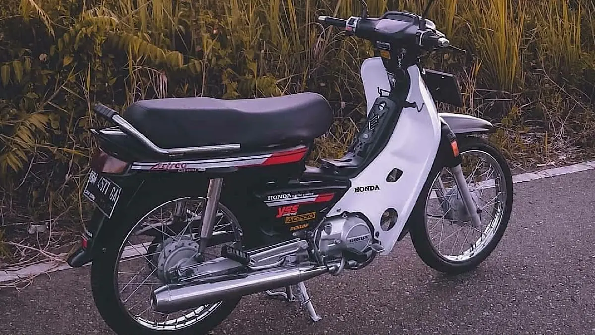 GPX Rock 110 disebut punya tenaga 8,3 HP dari mesin 110 cc, desain retro, panel digital, dan harga sekitar Rp16 jutaan.(pinterest)
