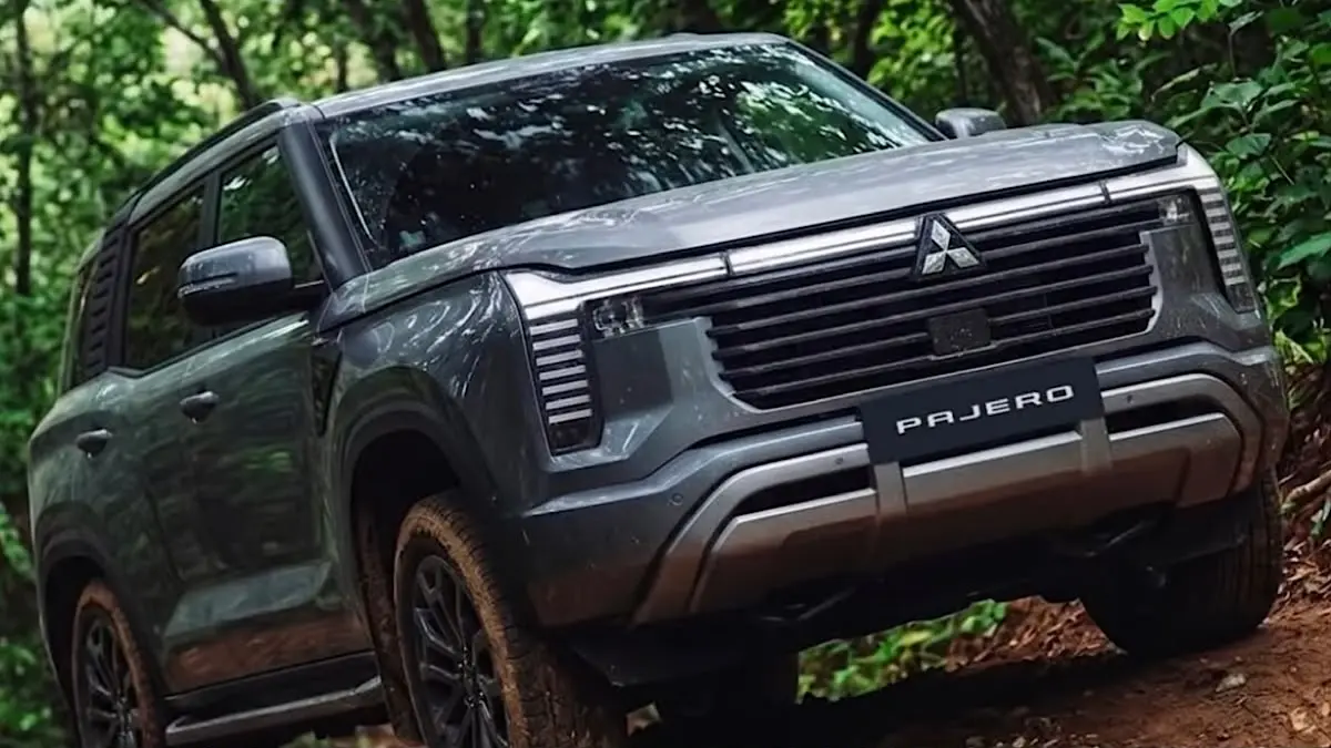 Mitsubishi Xpander 2027 diprediksi hadir dengan hybrid ringan, fitur keselamatan canggih, dan desain lebih futuristis.(sc youtube)