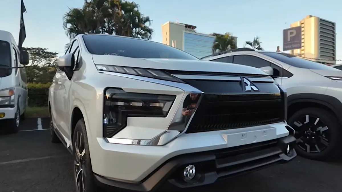 Mitsubishi Xpander generasi terbaru diprediksi membawa Dynamic Shield generasi kedua dan teknologi hybrid seperti di Thailand.(sc youtube)