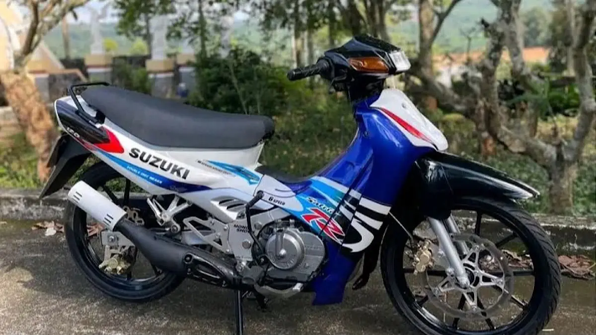 Suzuki Satria F150 2027 disebut tampil futuristis dengan lampu LED dan speedometer digital yang lebih lengkap.(pinterest)