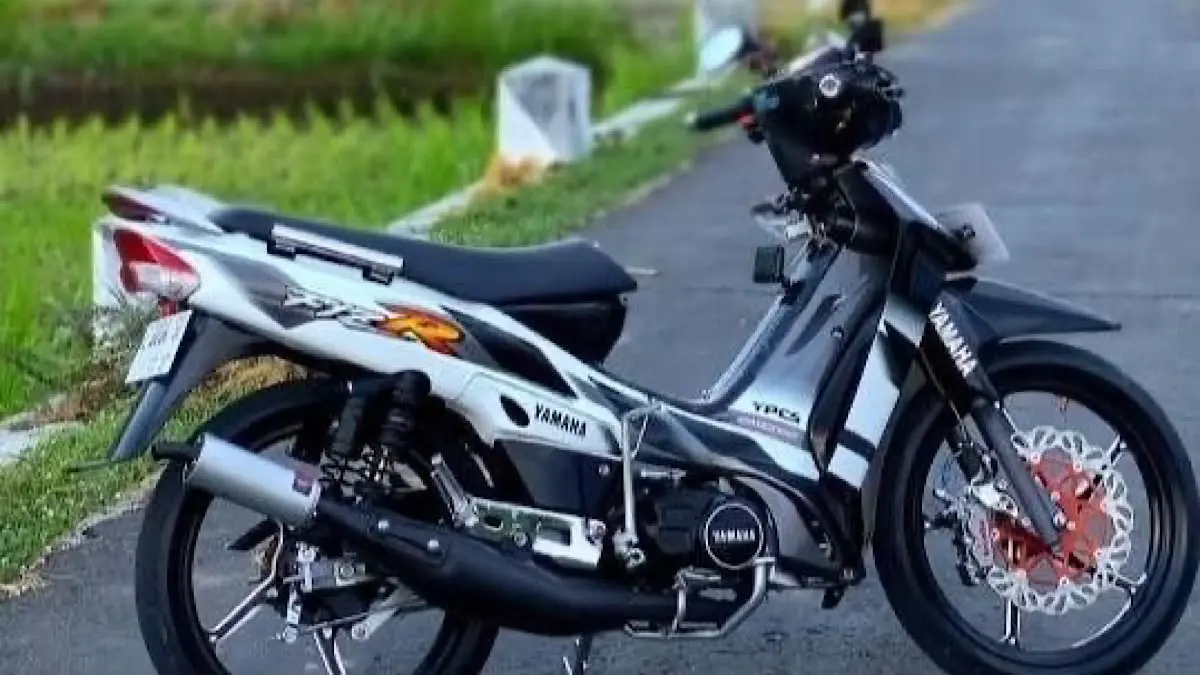 Yamaha F1ZR disebut hadir dengan mesin 4-tak, full LED, speedometer digital, dan desain sporty yang lebih modern.(pinterest)