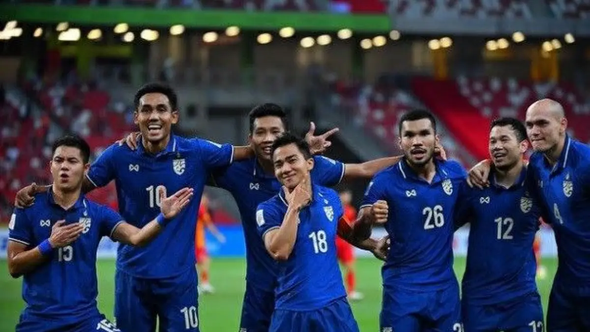 FIFA ASEAN Cup 2026 memanas. Thailand dan Vietnam tiba di Indonesia dengan skuad terbaik dan ambisi merebut gelar juara.(PINTEREST)