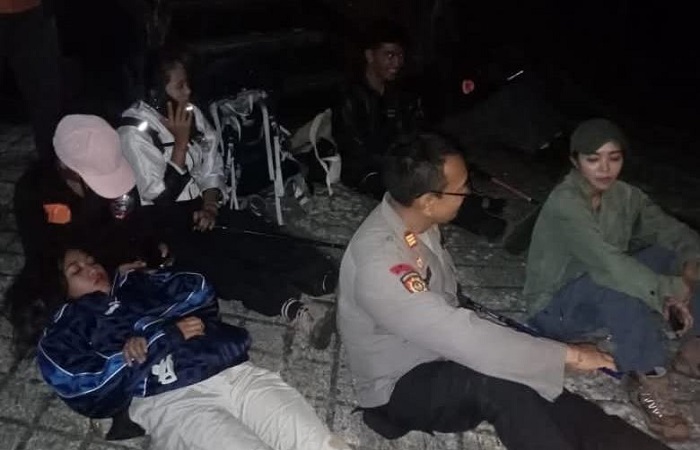 Kondisi tujuh pendaki asal Desa Pangkung Karung, Kerambitan Tabanan yang selamat usai tersesat mendaki di Gunung Batukaru.