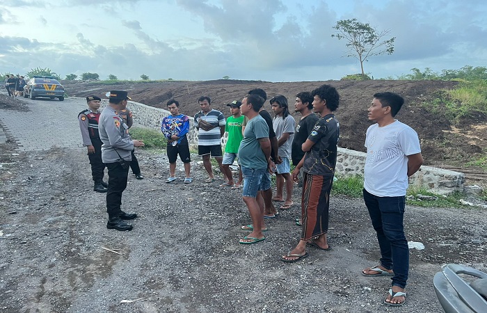 Jajaran Polsek Tabanan langsung turun setelah menerima laporan ada kejadian cat calling di proyek perumahan Sastra Loka di Banjar Bedha, Desa Bongan, Kecamatan Tabanan.