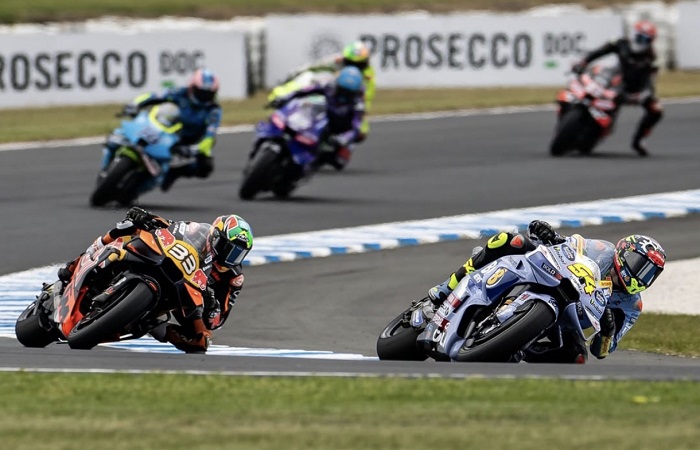 Fermin Aldeguer saat berlaga pada MotoGP Australia 2025. Terkini, Aldeguer meraih catatan waktu terbaik di sesi practice MotoGP Malaysia 2025.