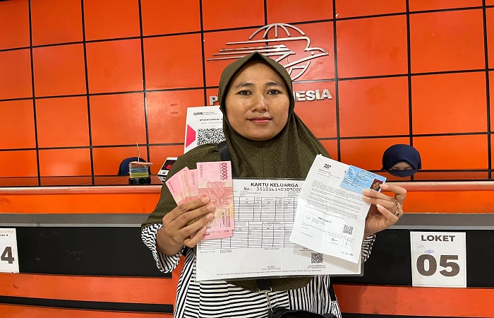 Ilustrasi, bansos disalurkan melalui PosIND. Kementerian Sosial juga membagikan bantuan berupa beras 20 kg dan minyak 4 liter.