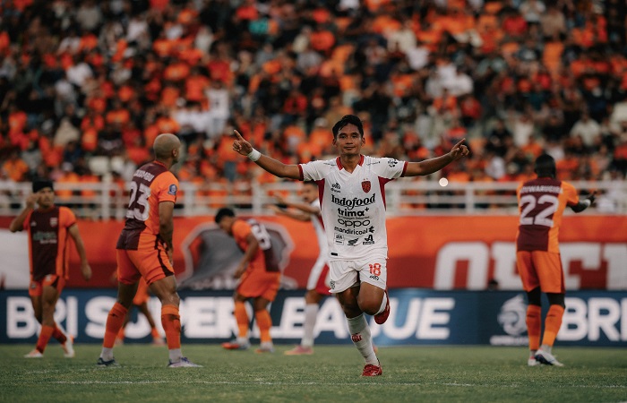 Bali United FC meraih kemenangan pada pekan ke-14 BRI Super League 2025/26, Minggu (30/11) sore kemarin setelah menundukkan pemuncak klasemen sementara Borneo FC.