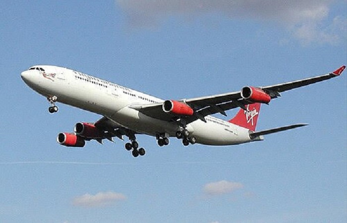 Ilustrasi, pesawat terbang berbadan lebar Airbus A340-300 milik Virgin Atlantic Airways.