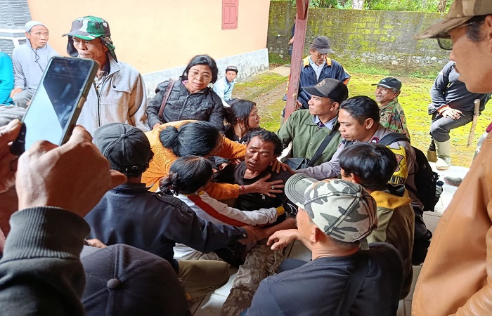 Keluarga histeris ketika Made Suardana Yasa alias Kadek Dunung berhasil ditemukan, setelah menghilang selama satu hari.