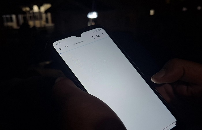 Warga Aceh kesulitan mengakses  Internet setelah 16 hari bencana banjir dan longsor.