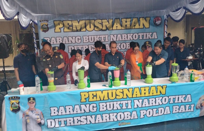 Polda Bali musnakan barang bukti narkoba, pada Kamis (18/12) lalu.
