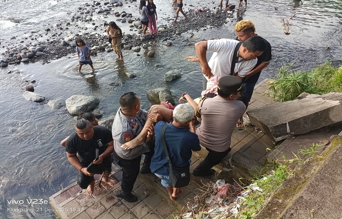 Dua pengunjung objek wisata Kali Unda di Desa Paksebali, Kecamatan Dawan, Klungkung, Bali, meninggal dunia setelah tenggelam di sungai tersebut, Minggu (21/12) kemarin.