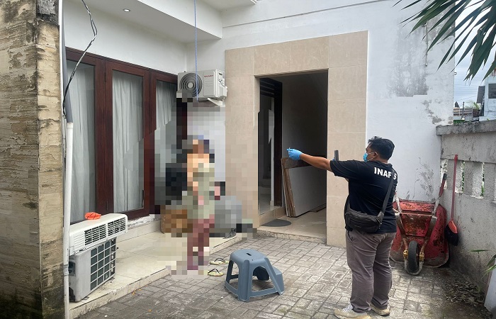 Wanita asal Rusia berinisial VG, 50, ditemukan tewas gantung diri di rumah kontrakan, Jalan Muding Indah, Kerobokan Kaja, Kuta Utara, Badung, Kamis (1/1/2025) lalu.