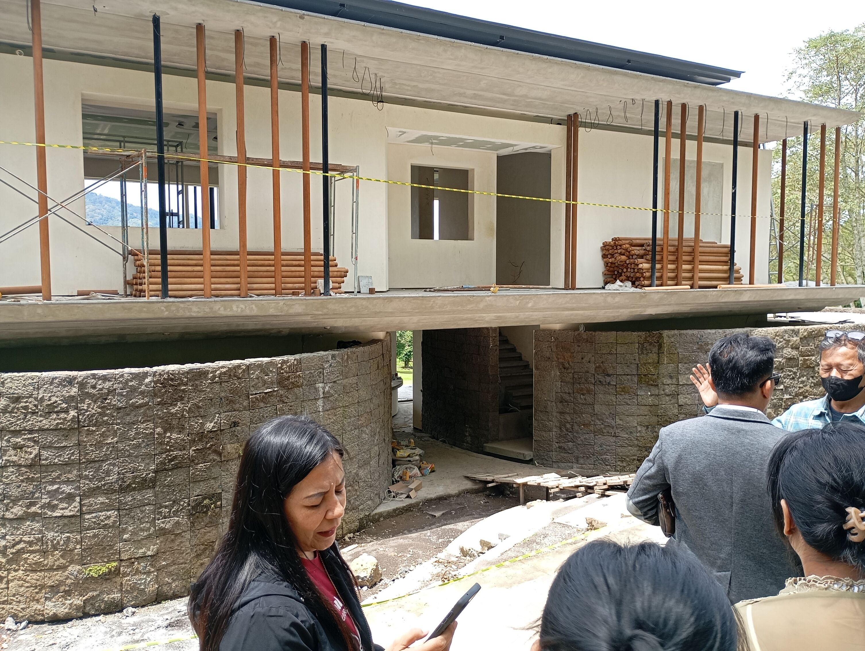 Diserang habis-habisan, Bali Handara menegaskan mereka taat hukum. Berharap yang terbaik, pasca aksi yang dilakukan Pansus TRAP.