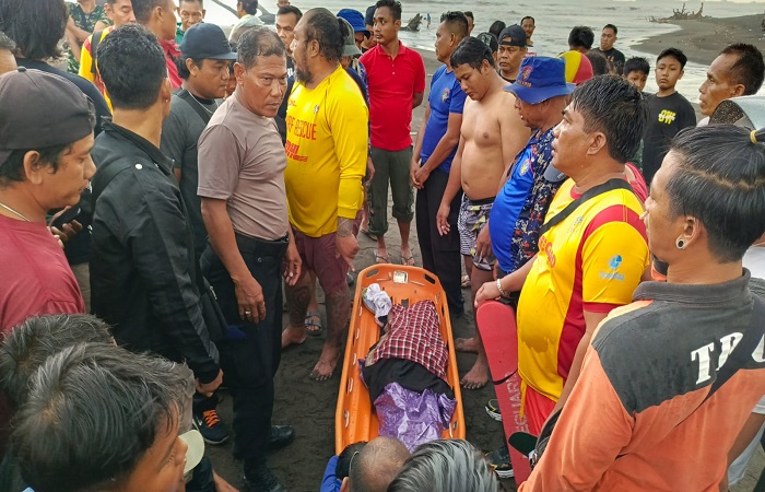 Korban Wah Juna ditemukan dalam kondisi tidak bernyawa di Pantai Gumicik. Dia dilaporkan tenggelam di Pantai Gumicik, Kecamatan Sukawati, Minggu sore (8/2) kemarin.